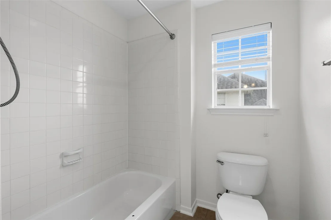 Photo of 22603 Bucktrout Lane