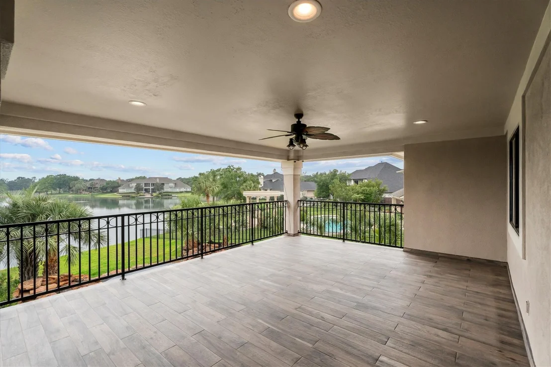 Photo of 15307 Hilltop View Drive