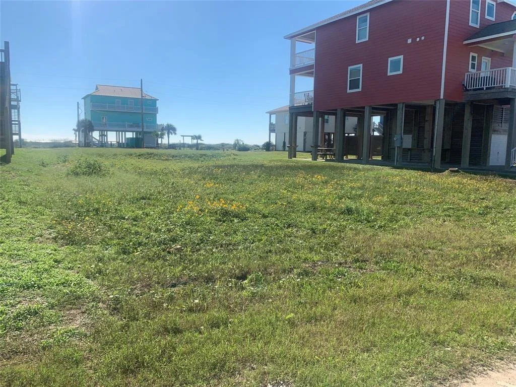 Photo of 2584 Whitecap
