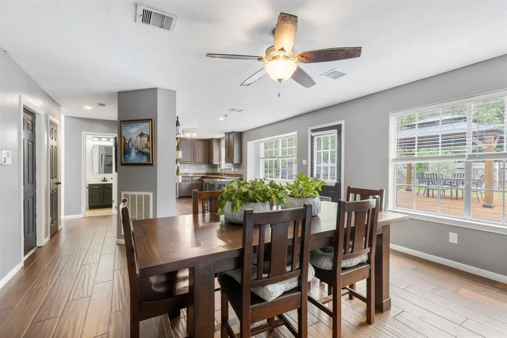 Photo of 18522 Islandbreeze Drive