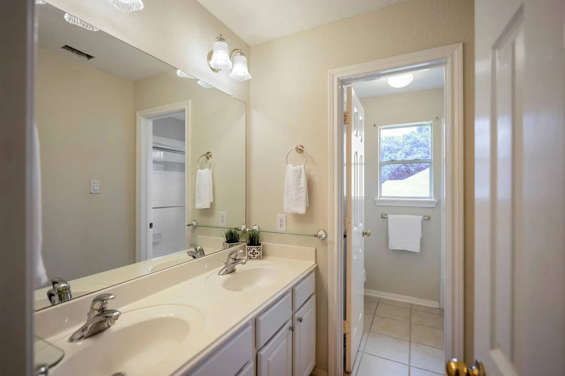 Photo of 5807 Sequoia Trace Court