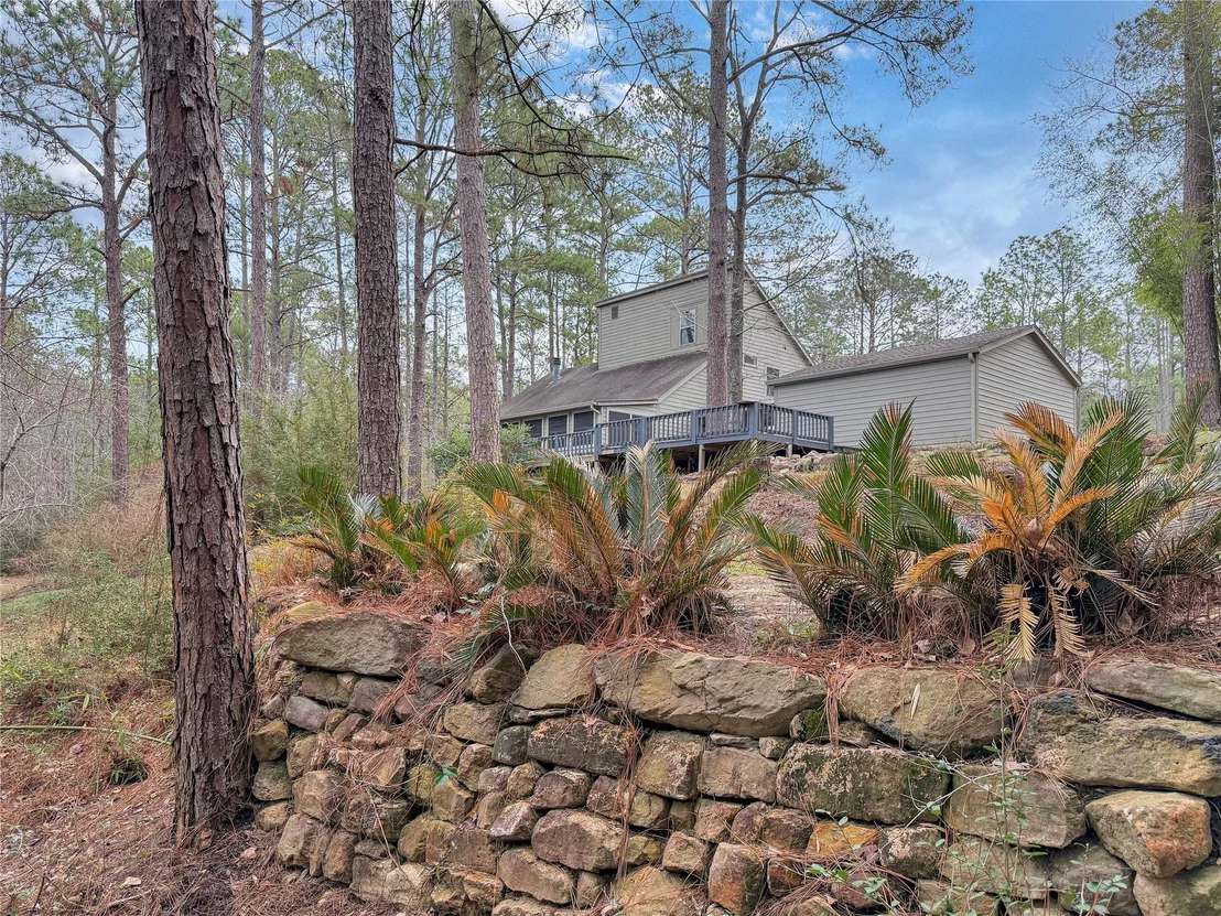 Photo of 447 Pinehurst Drive