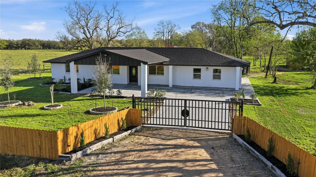 Photo of 6623 County Road 4