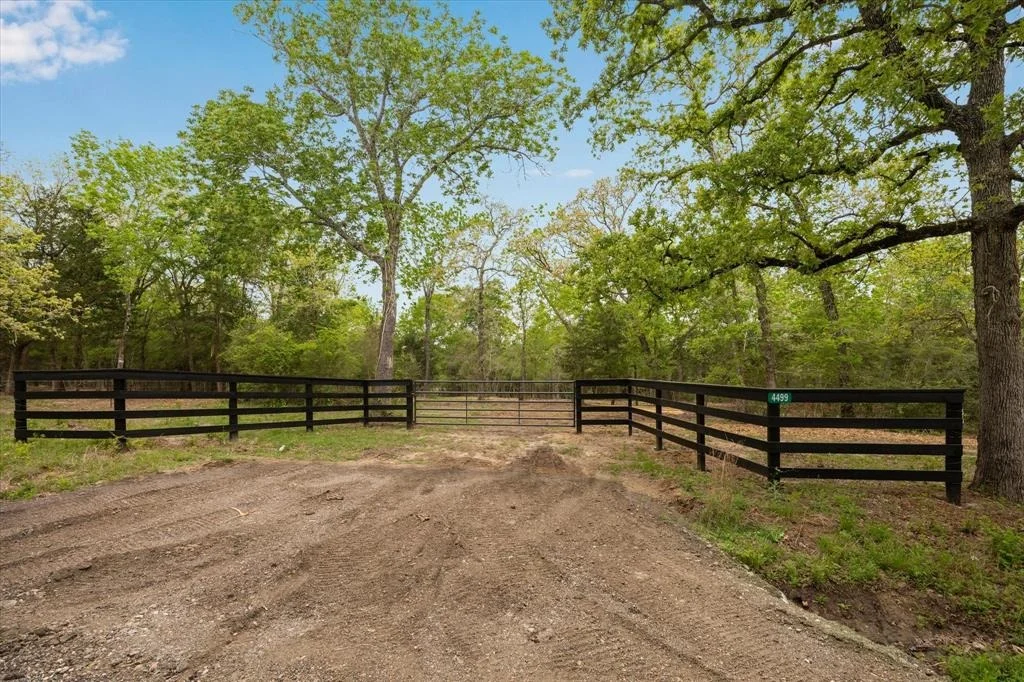 Photo of 4499 Old Navasota Rd