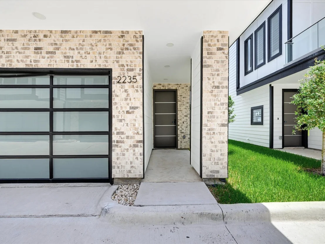 Photo of 2245 Blalock Road