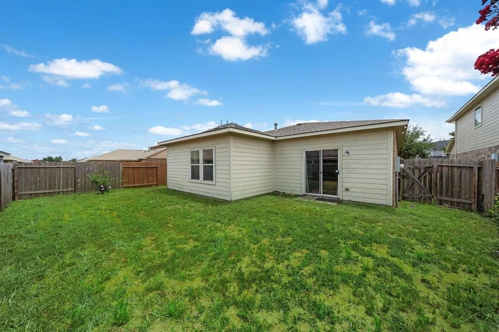 Photo of 6707 Enchanted Crest Drive