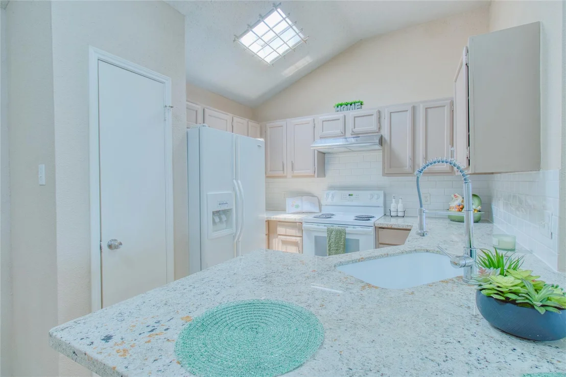 Photo of 5619 Gineridge Drive