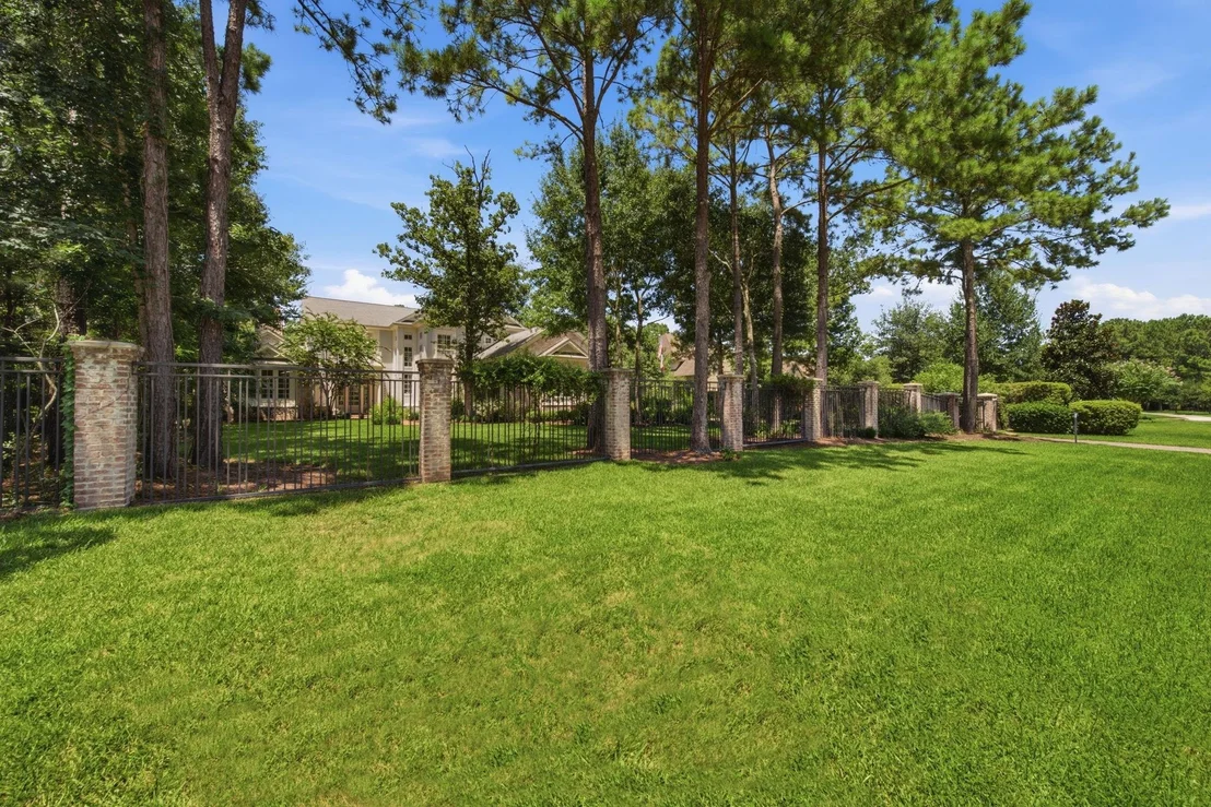 Photo of 859 Eagle Pointe