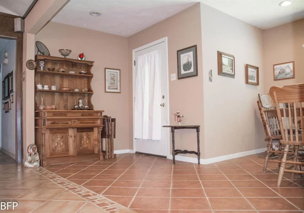 Photo of 9122 Kerr Drive