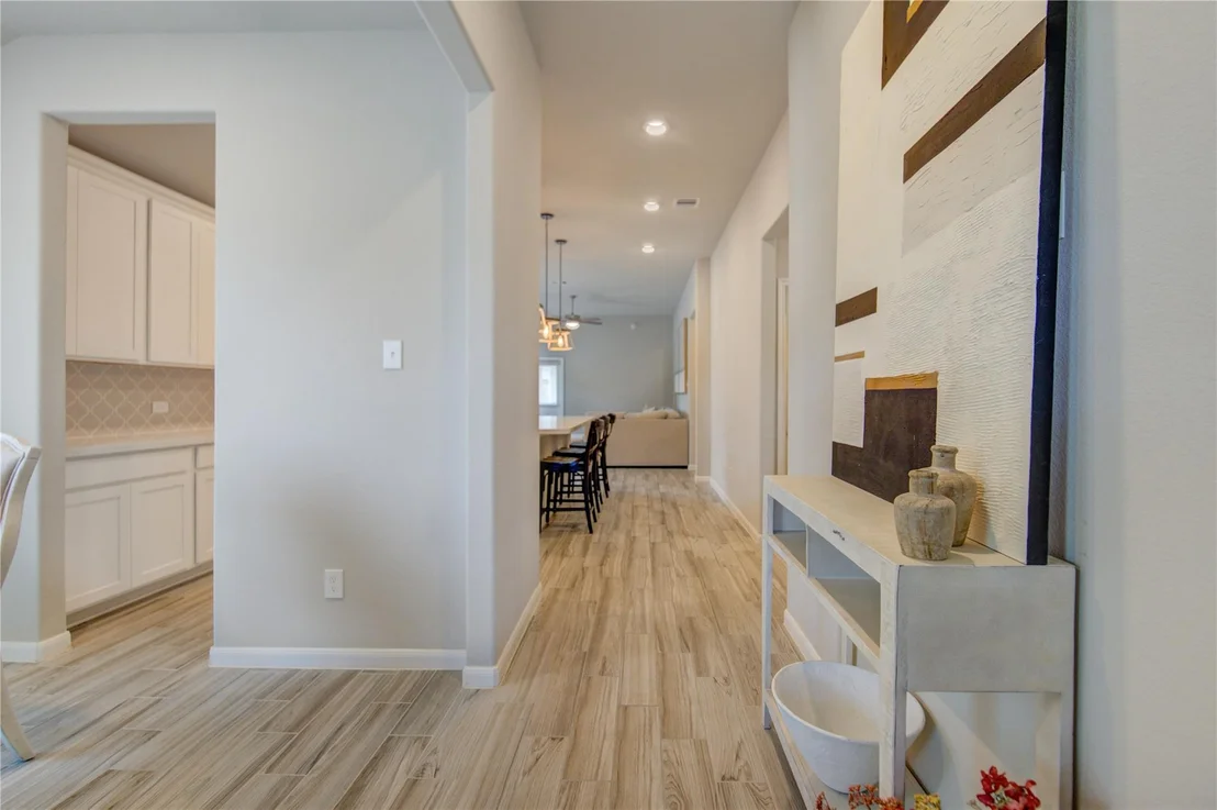 Photo of 5011 Yellow Rays Trail