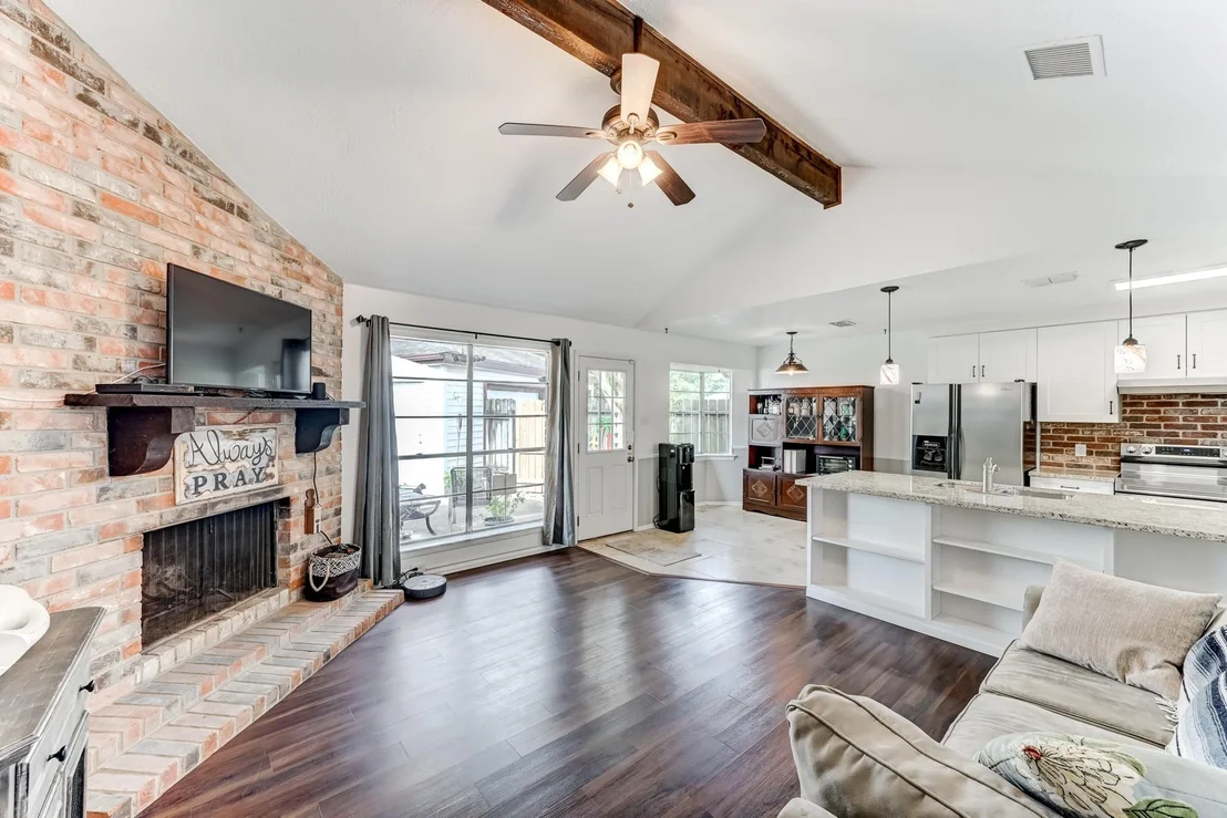 Photo of 12211 Plumpoint Drive