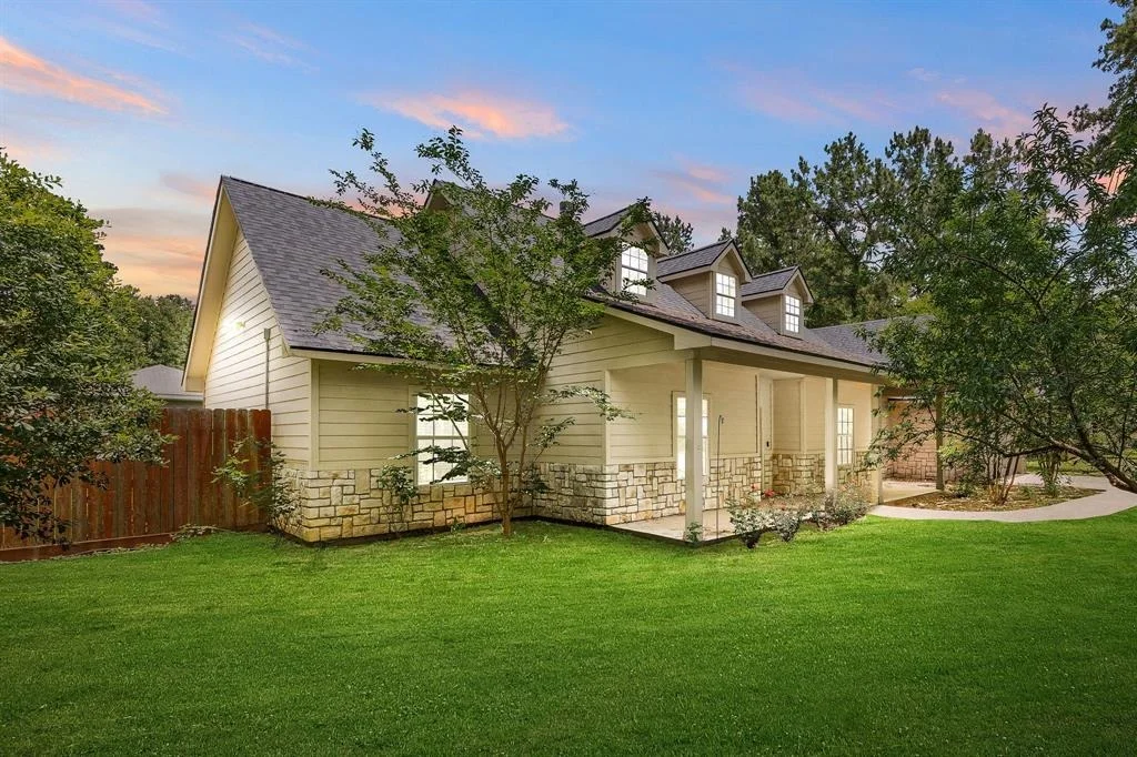 Photo of 40614 Rolling Forest Drive