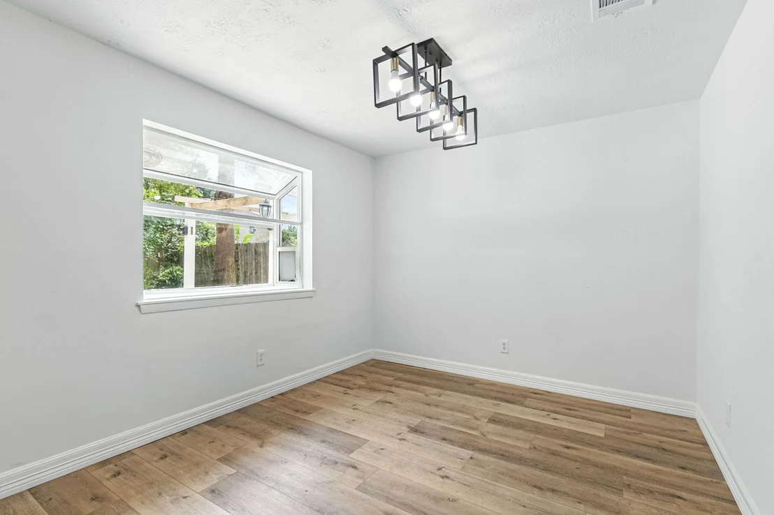 Photo of 606 Orangewood Drive