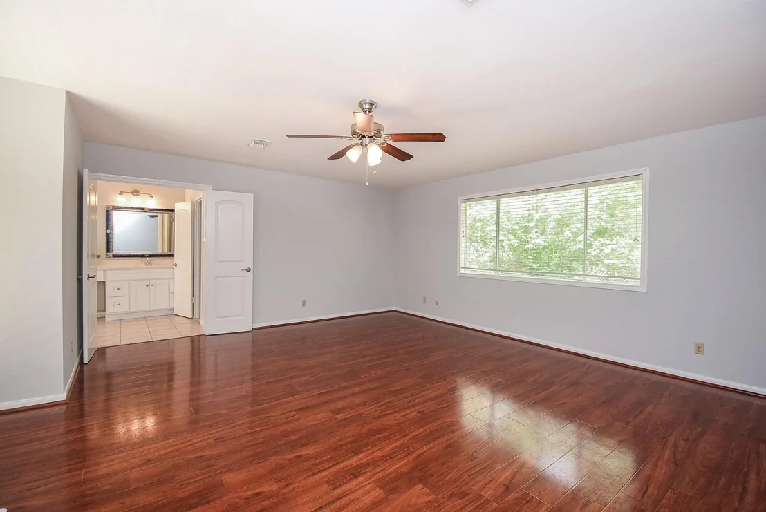 Photo of Unit 113 at 201 Vanderpool Lane