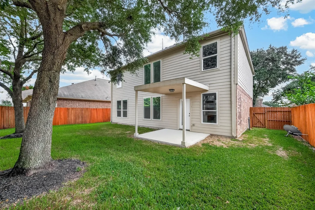 Photo of 2111 Pinecreek Pass Lane