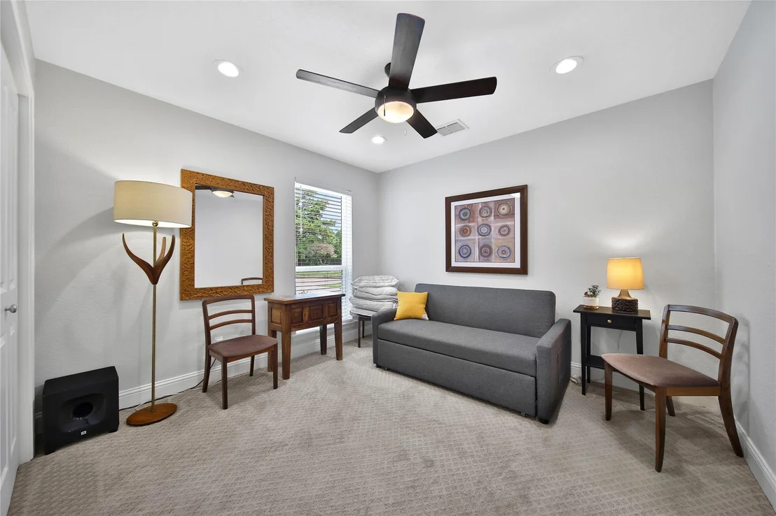 Photo of 1503 W T C Jester Boulevard