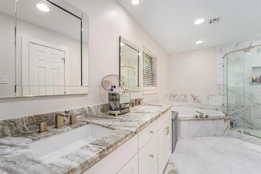Photo of 426 Nottingham Oaks Trail