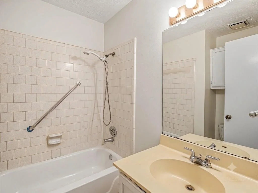 Photo of 15818 Castorglen Drive