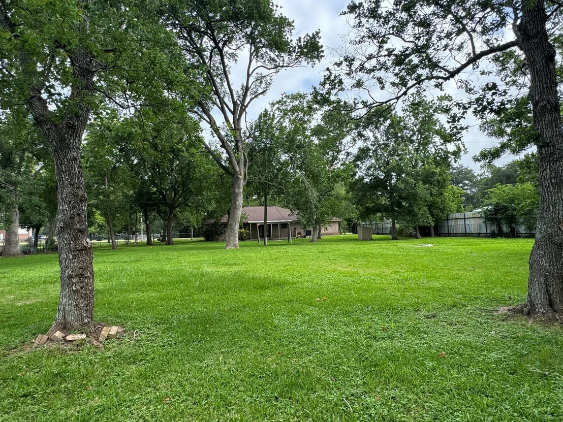 Photo of 1609 Forrest Drive