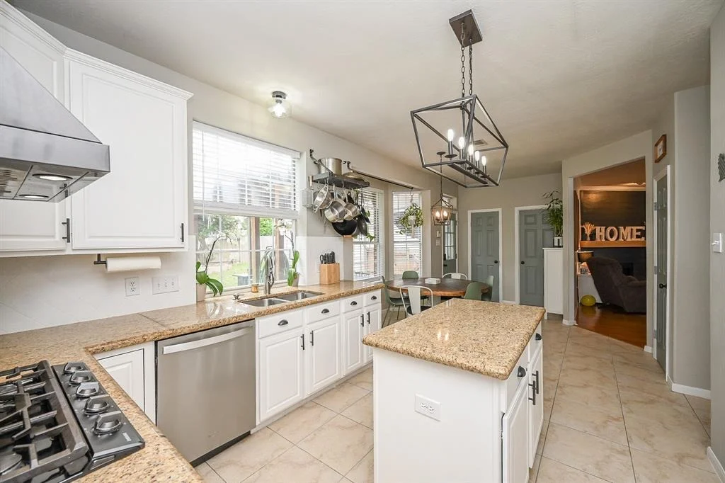Photo of 1426 Roundleaf Court