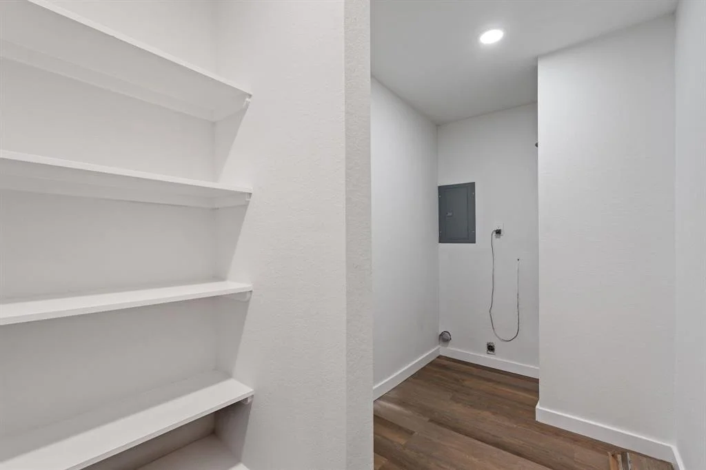 Photo of 228 N Forest Drive
