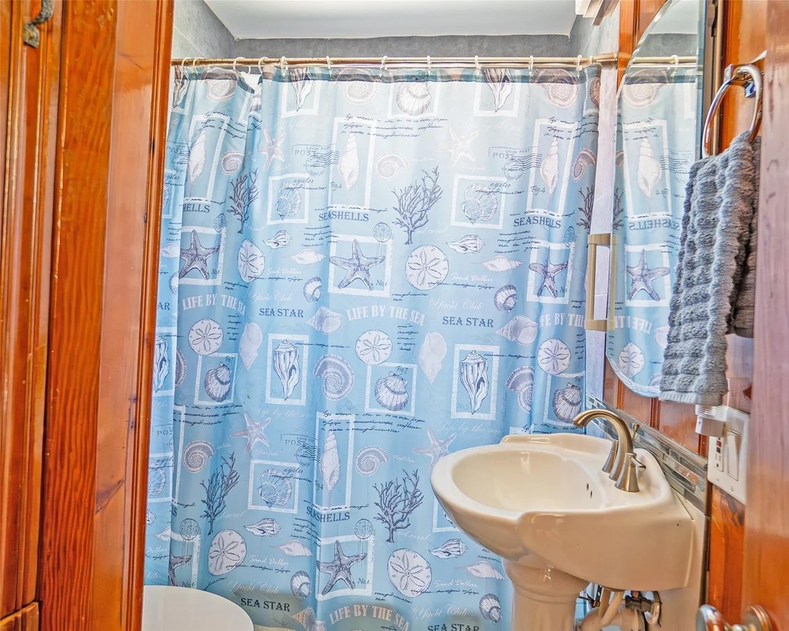 Photo of 1214 County Road 201
