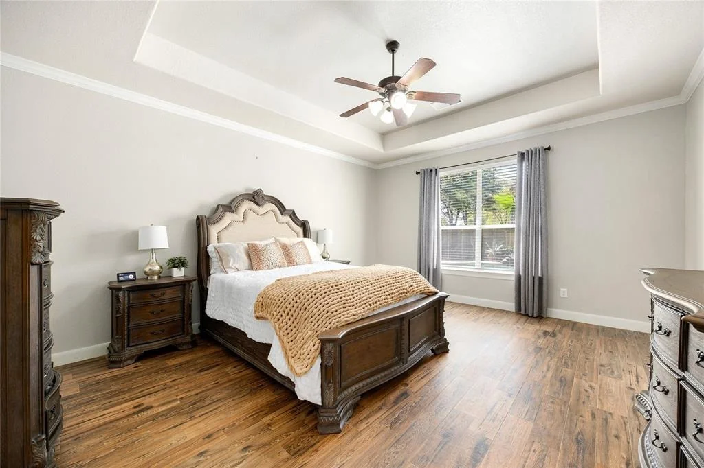 Photo of 17422 Ebeys Landing Ln Lane