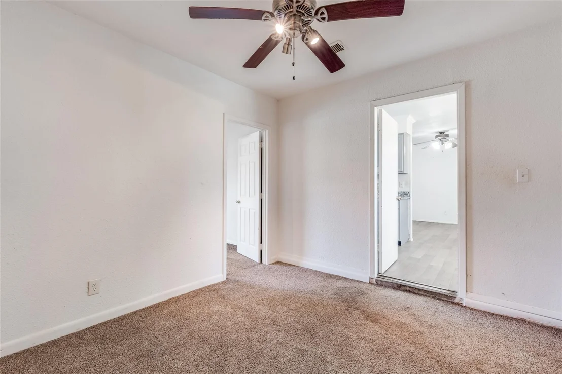 Photo of 3528 Silverhill Drive