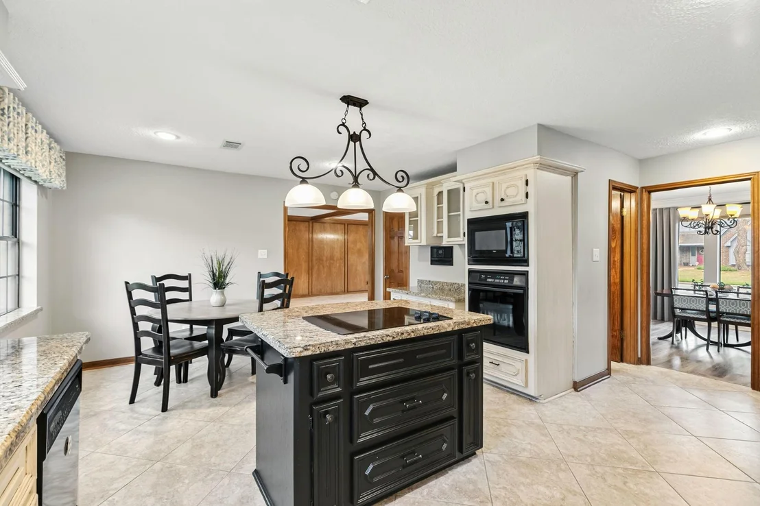 Photo of 17707 December Pine Lane