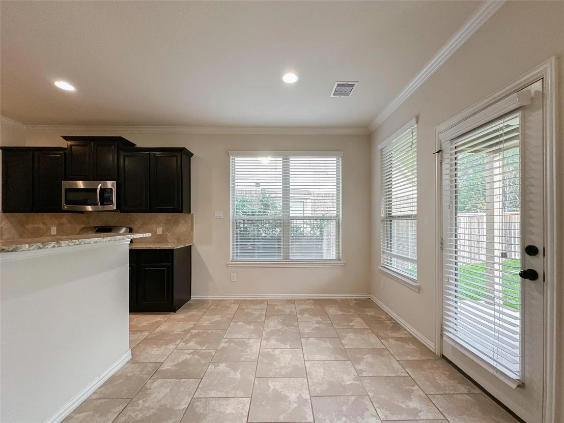 Photo of 110 S Sawbridge Circle