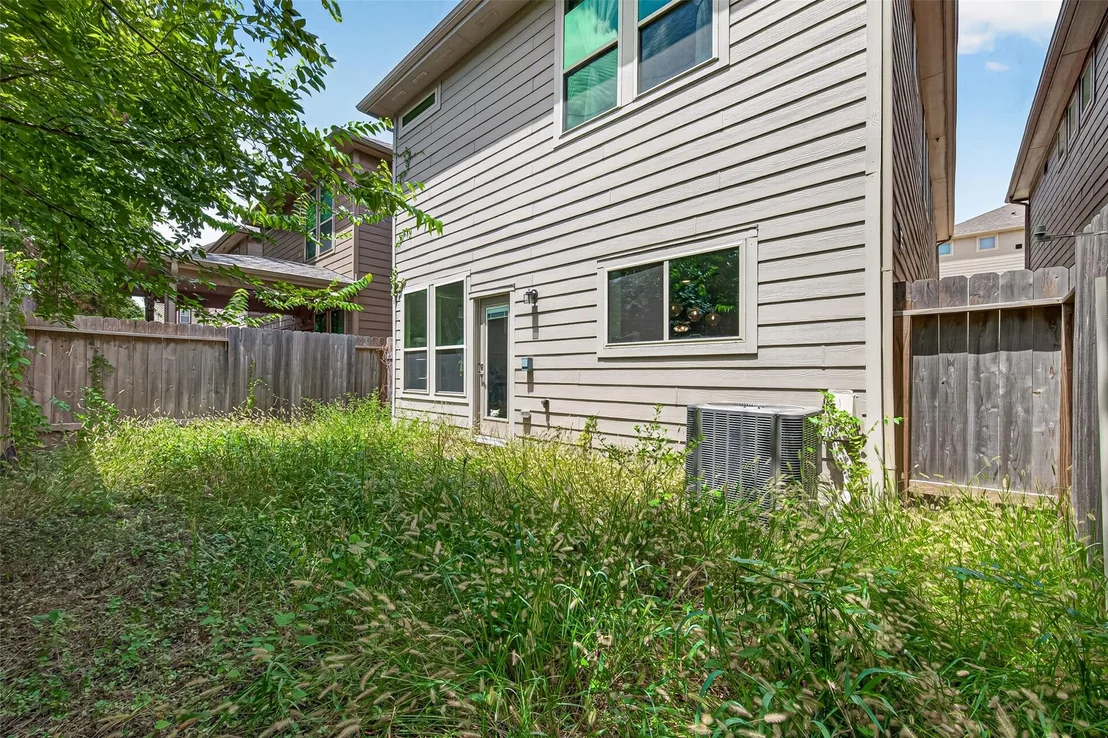 Photo of 8659 Cedardale Park Drive