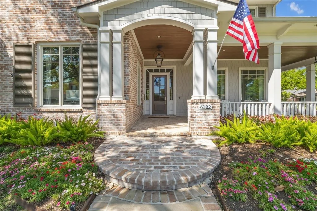 Photo of 6122 Longmont Drive