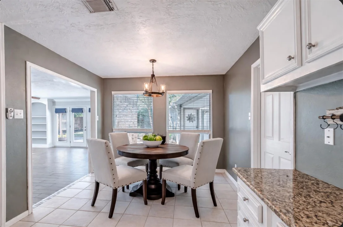 Photo of 8211 Riverglade Drive