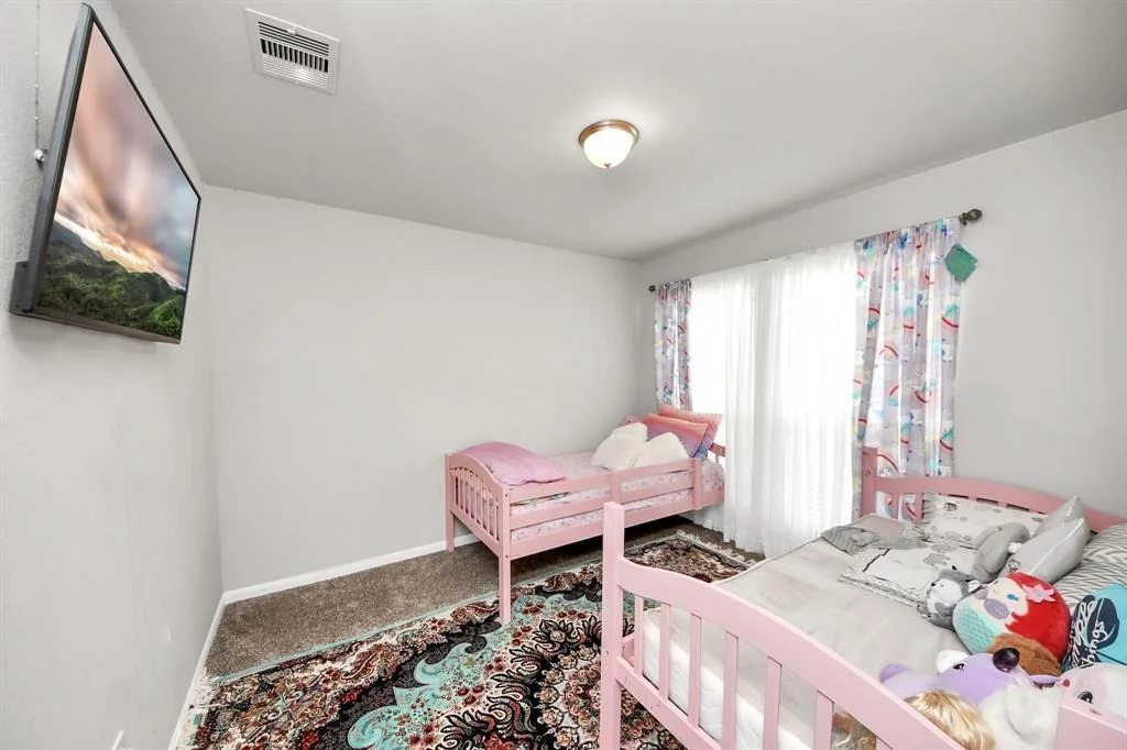 Photo of 2918 Silverhorn Lane