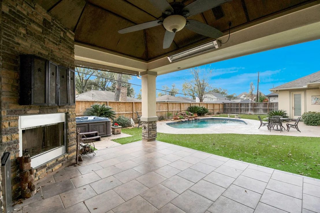 Photo of 1611 Lynnview Drive