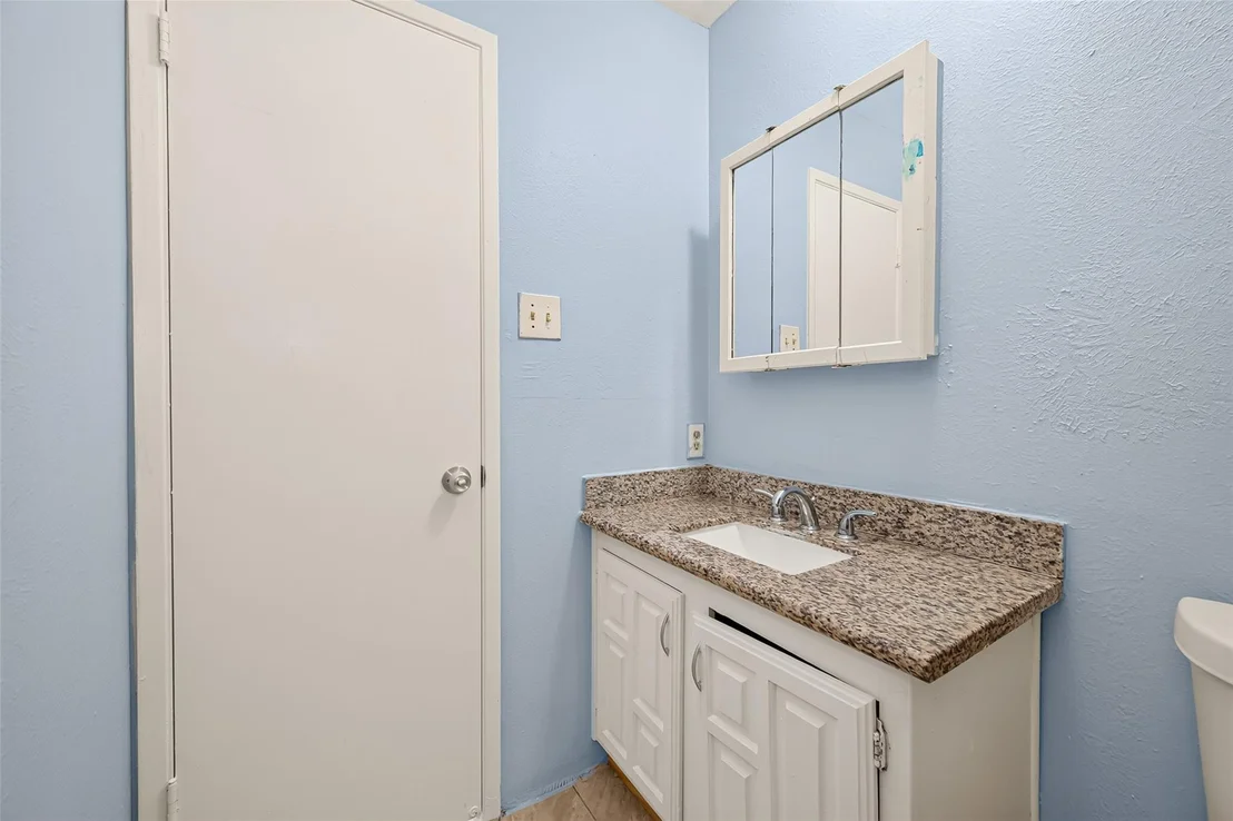 Photo of 5110 Lerwick Drive
