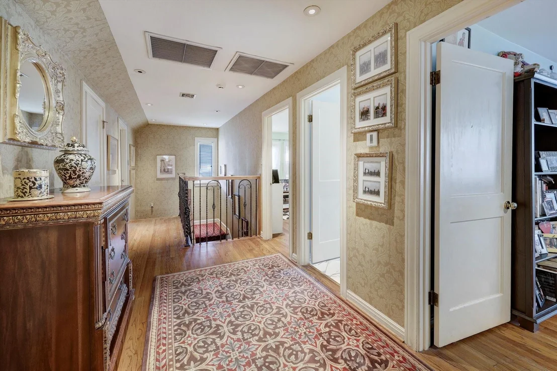 Photo of 3831 Del Monte Drive