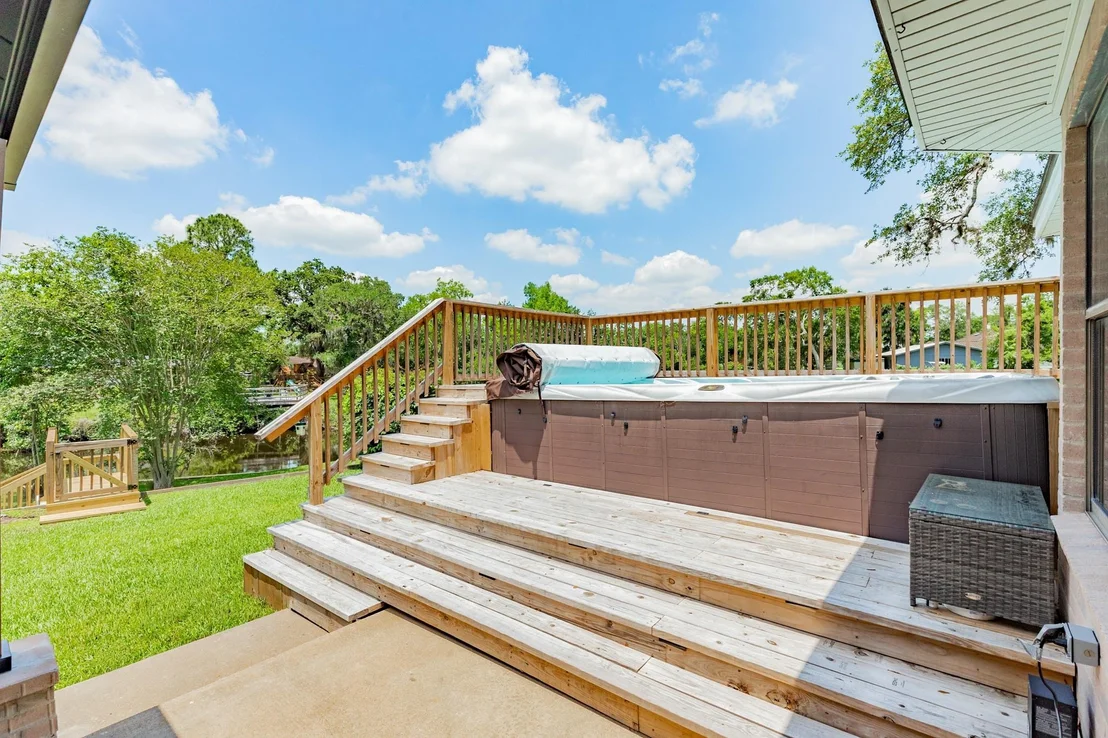 Photo of 41 Robinhood Lane