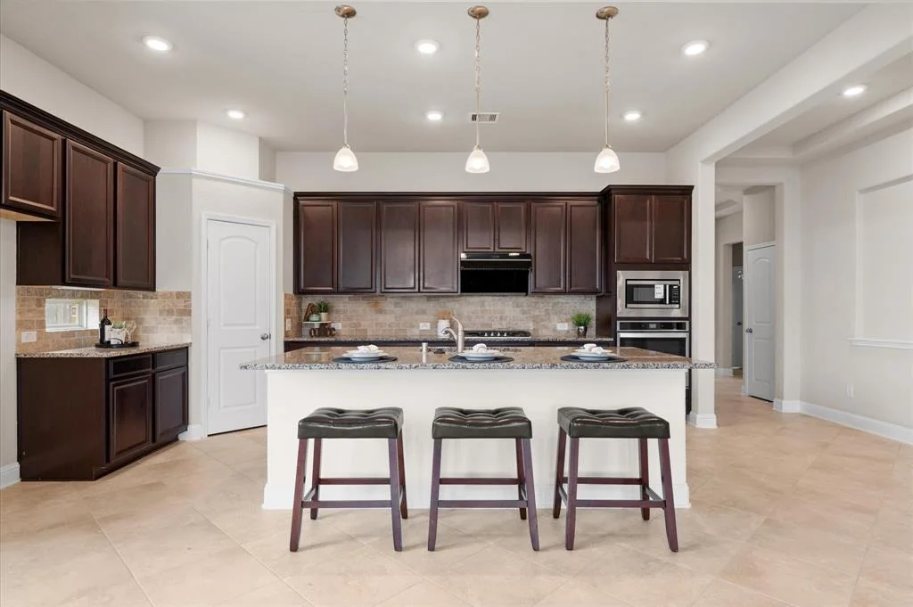 Photo of 8715 Gladiolus Drive
