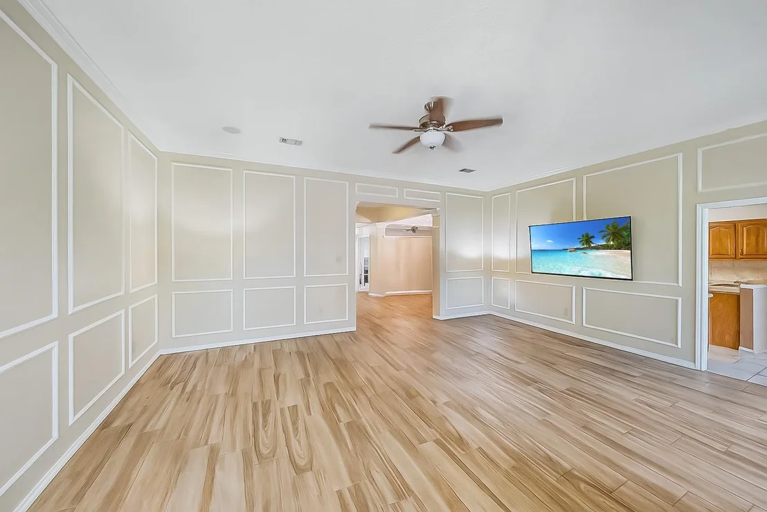 Photo of 15914 Meadowside Drive