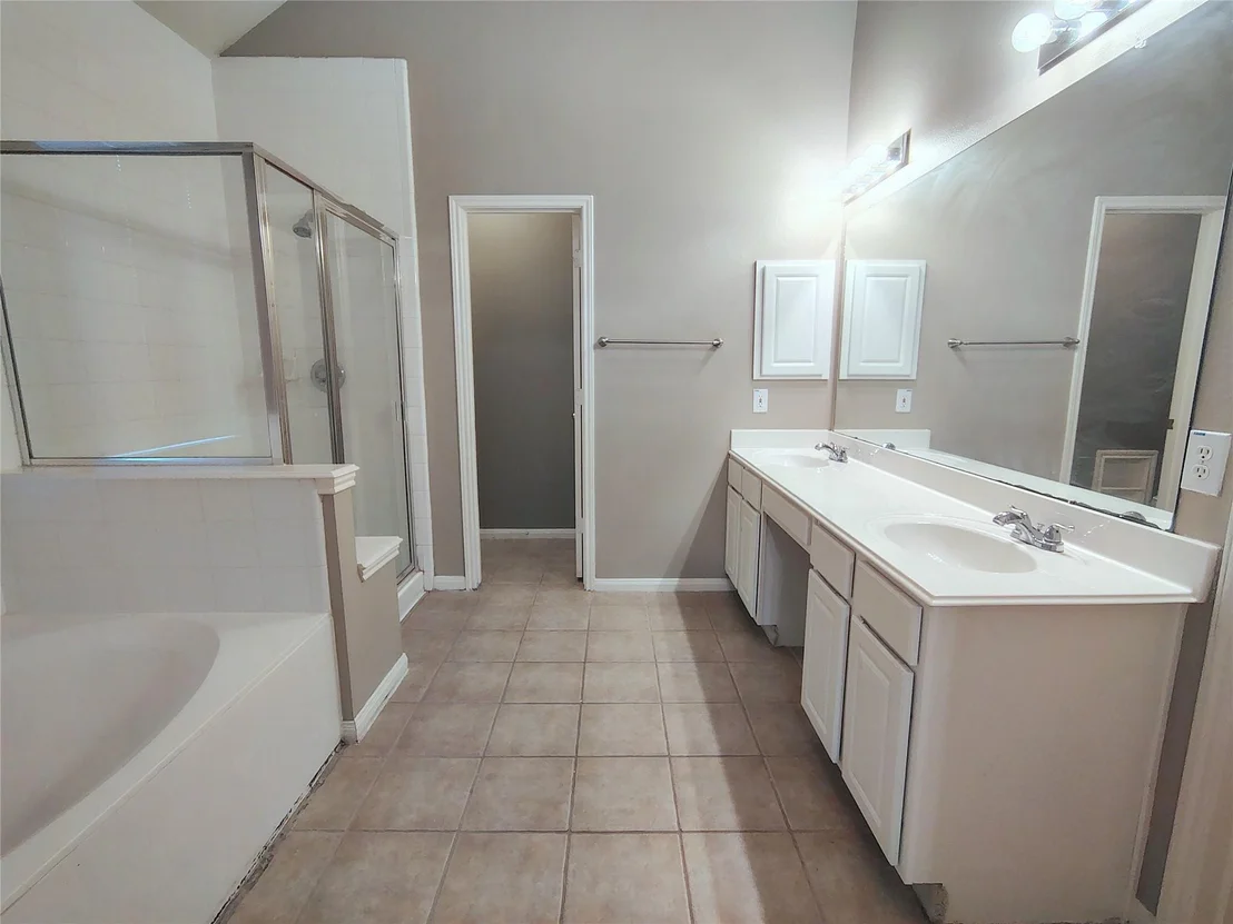 Photo of 3511 Glenhill Drive