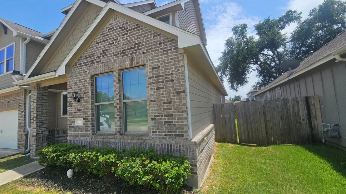Photo of 11111 Thinleaf Alder Way