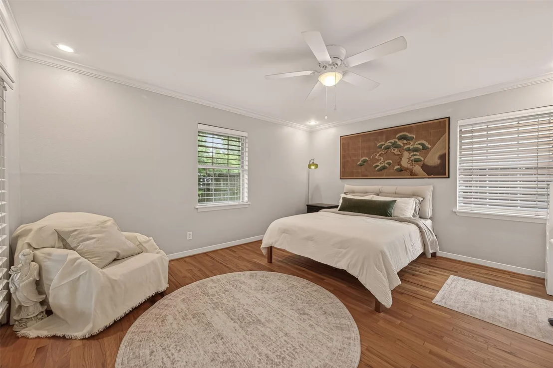 Photo of 10807 Oasis Drive