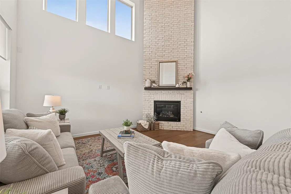 Photo of 7427 Compass Drive