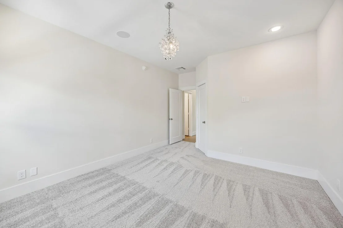 Photo of 8558 Ridgepoint Drive