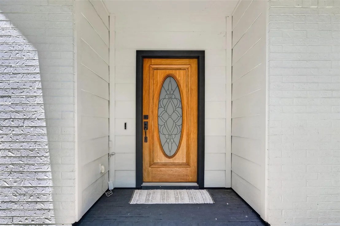 Photo of 12430 Longfellow Drive