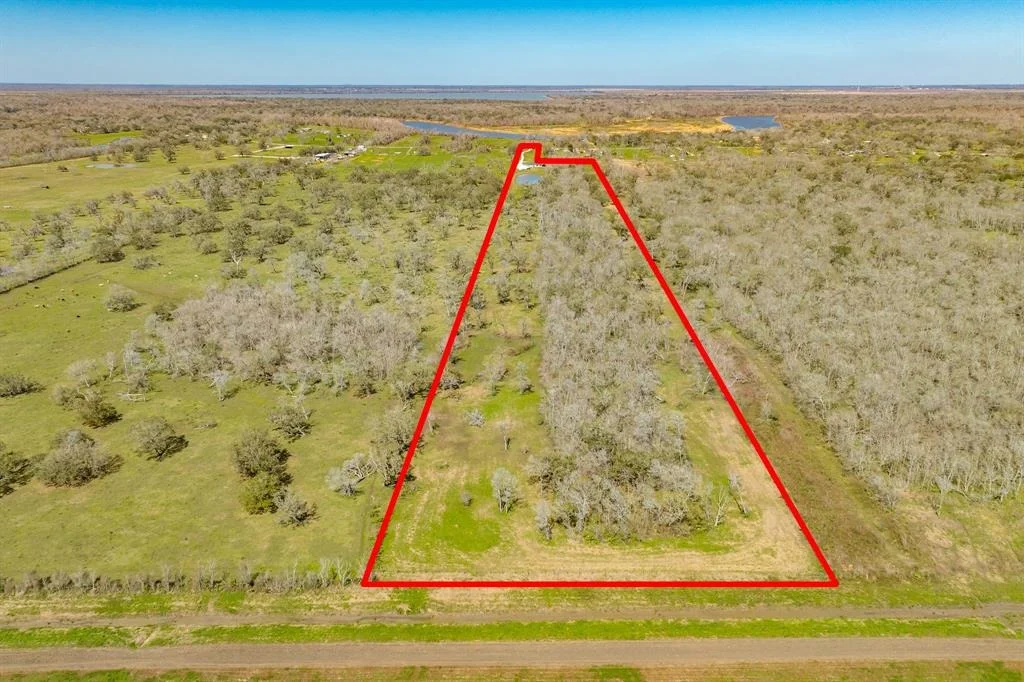 Photo of 7827 County Road 400