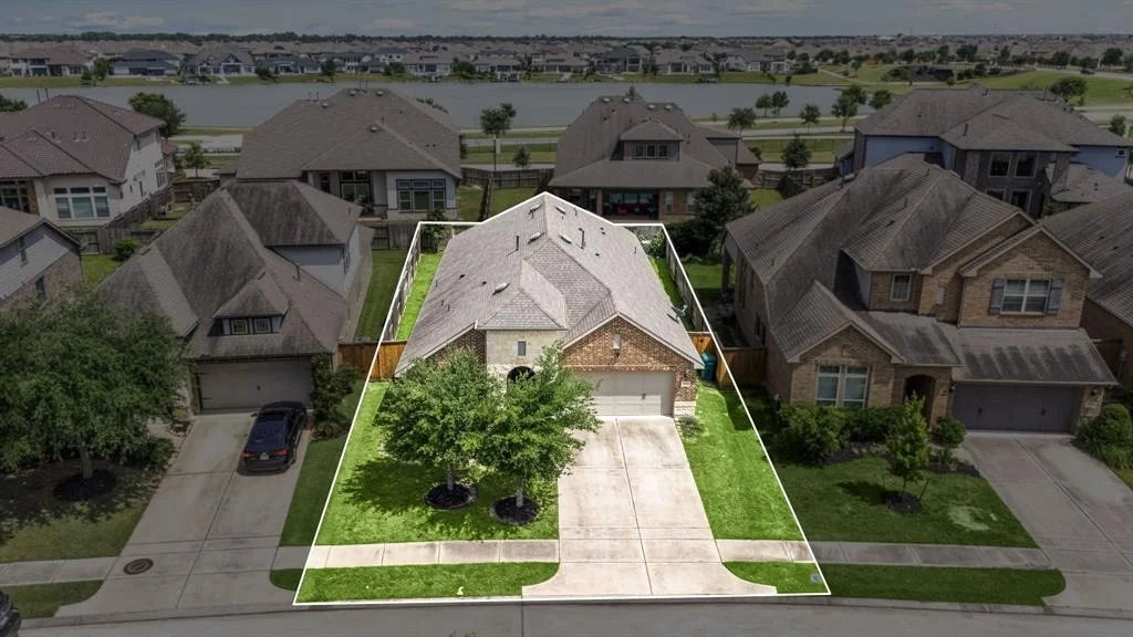 Photo of 11150 Honeysuckle Haven Drive