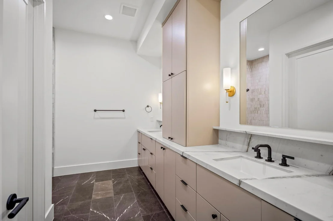 Photo of 46 Aria Isle Drive