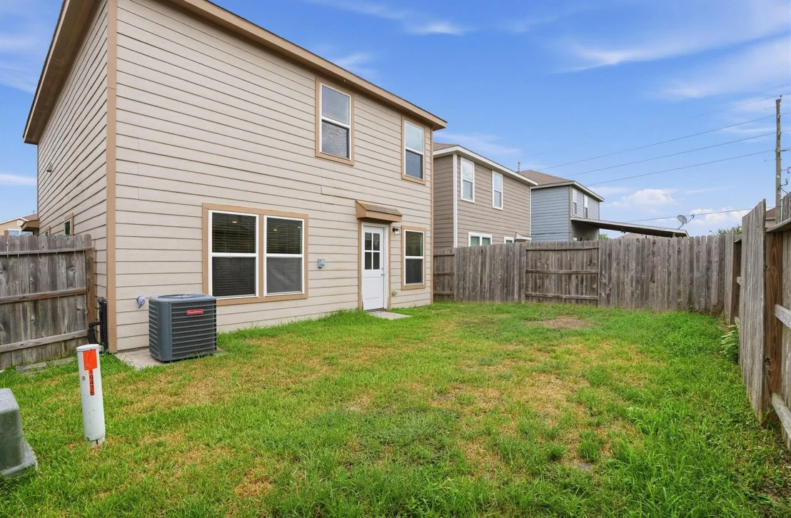 Photo of 19436 Archer Glen Drive
